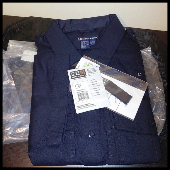 5.11 Tactical Short Sleeve, L/Tall - Picture 1 of 5